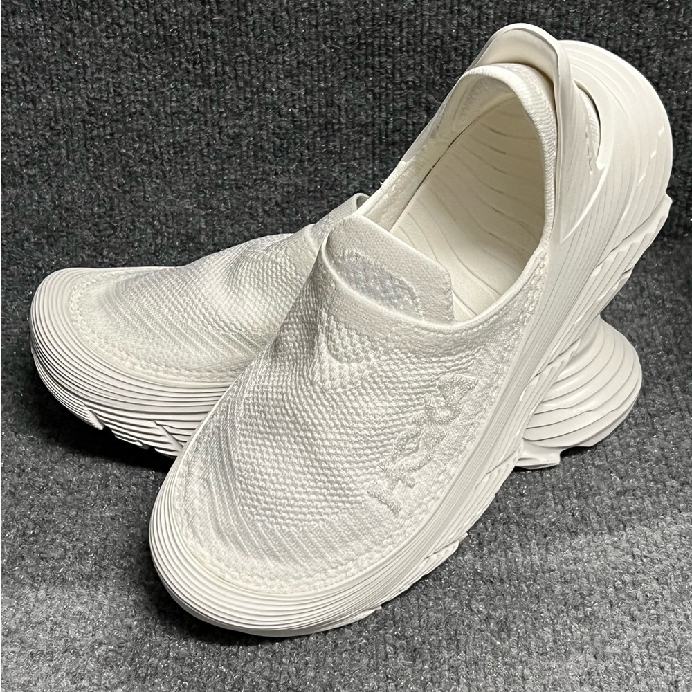 HOKA One One Restore TC White Slip On Sneakers 
#1134532RAWW Men’s 8 Women’s 9